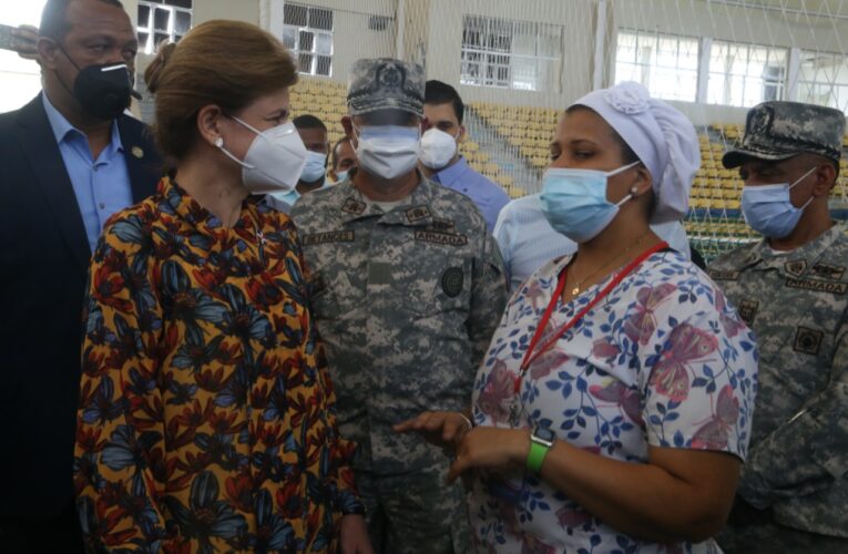 Vicepresidenta Raquel Peña llama a dominicanos a seguir vacunándose para enfrentar la pandemia