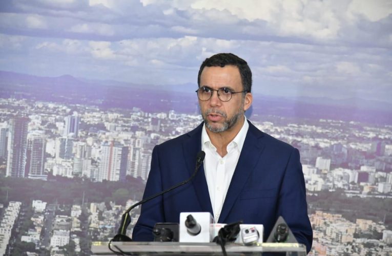 Andrés Navarro buscará la candidatura a Alcalde del Distrito Nacional por el PLD